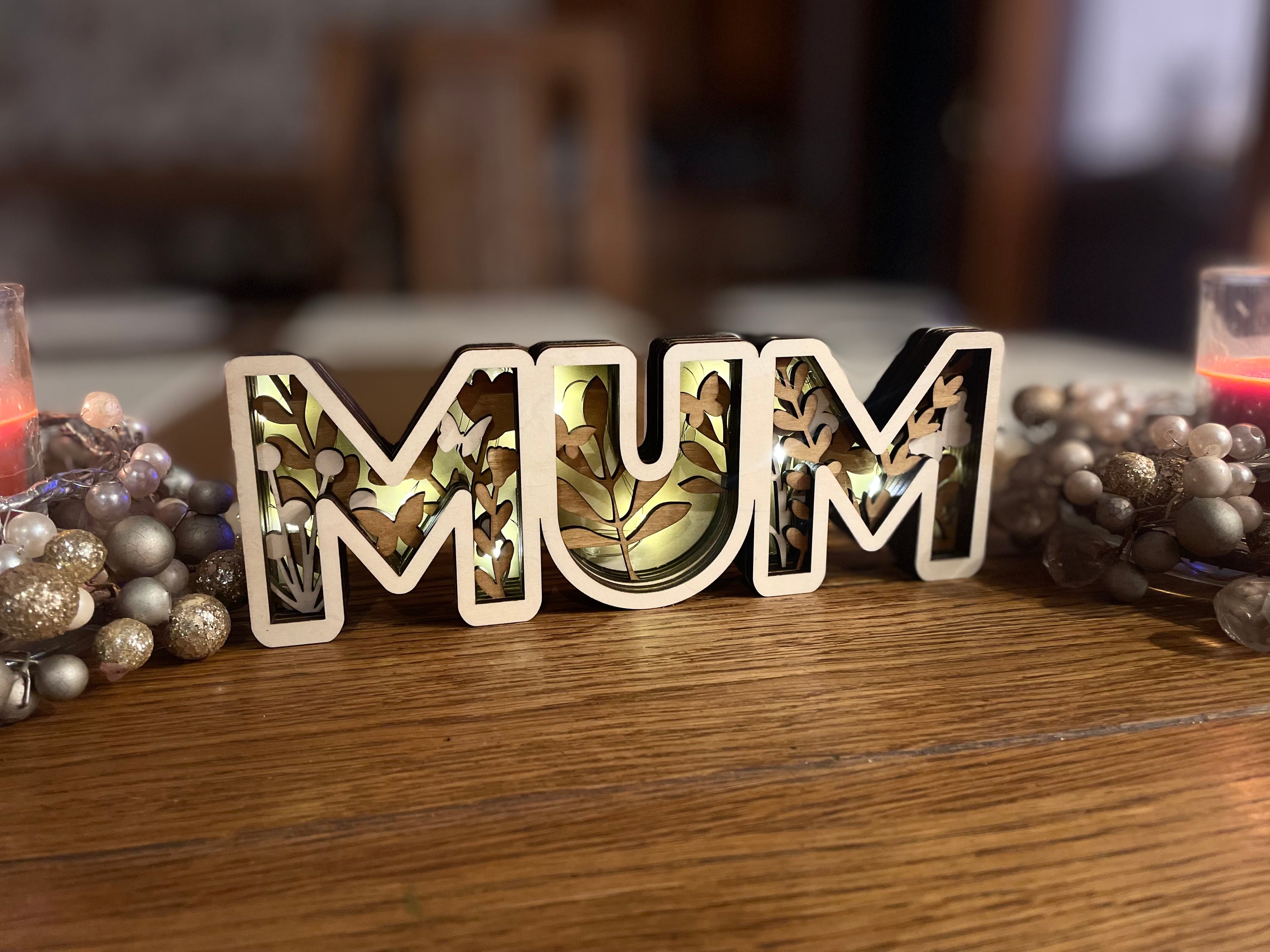 Layered Wooden MUM Sign – Floral Mum Decoration (Optional LED Lights)