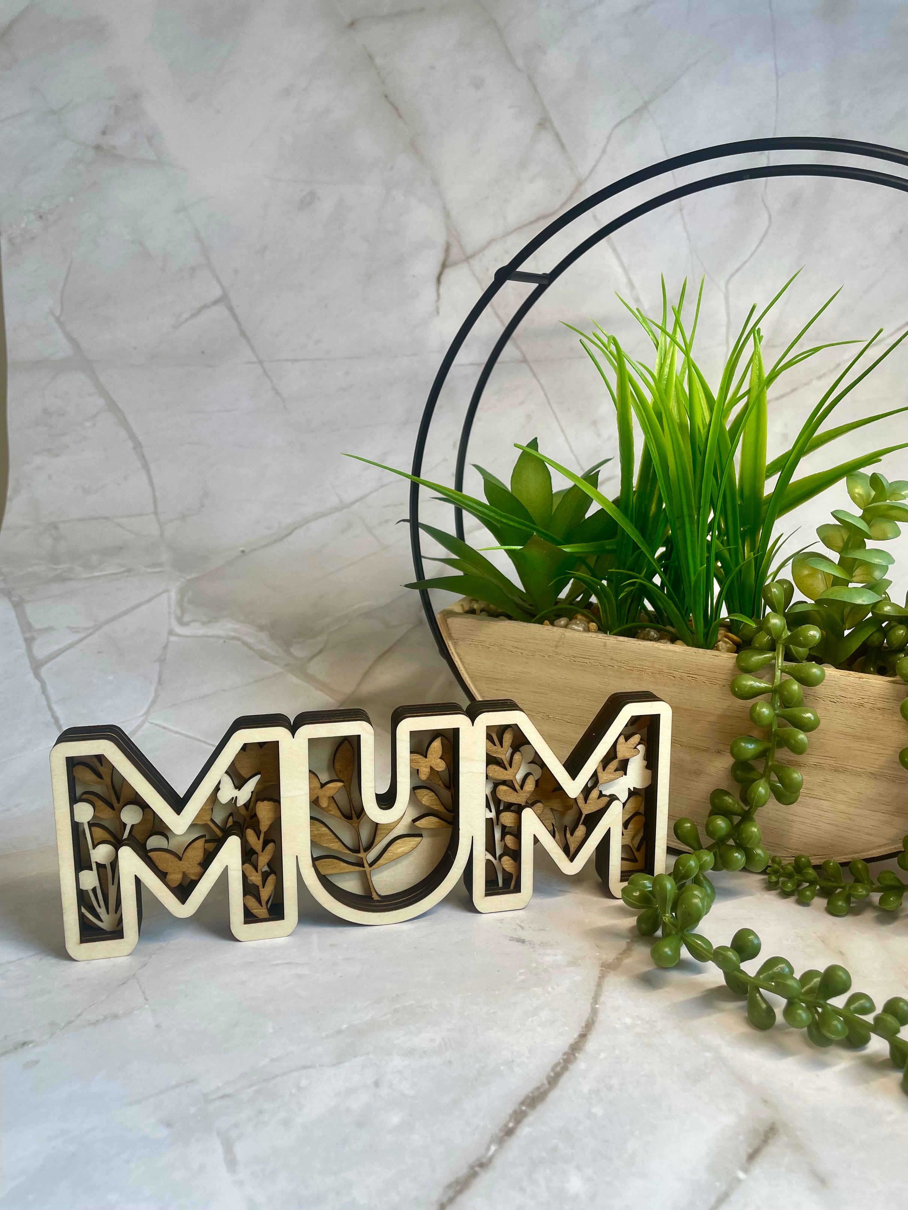 Layered Wooden MUM Sign – Floral Mum Decoration (Optional LED Lights)