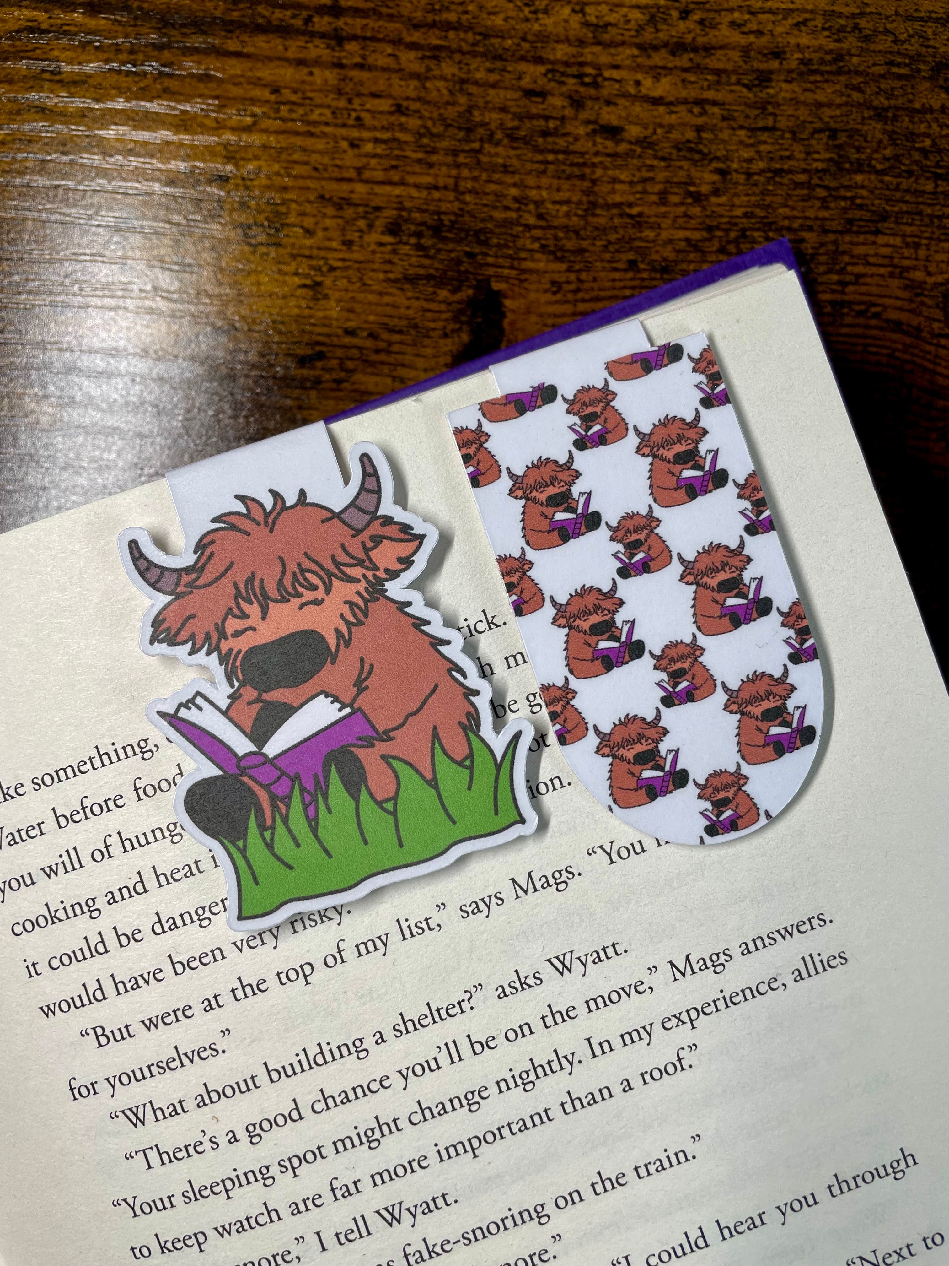 Highland Cow Reading - Magnetic Bookmark