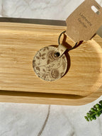 Mum “Powered by Love, Fuelled by Tea” Faux Leather Keychain – Floral Mum Gift