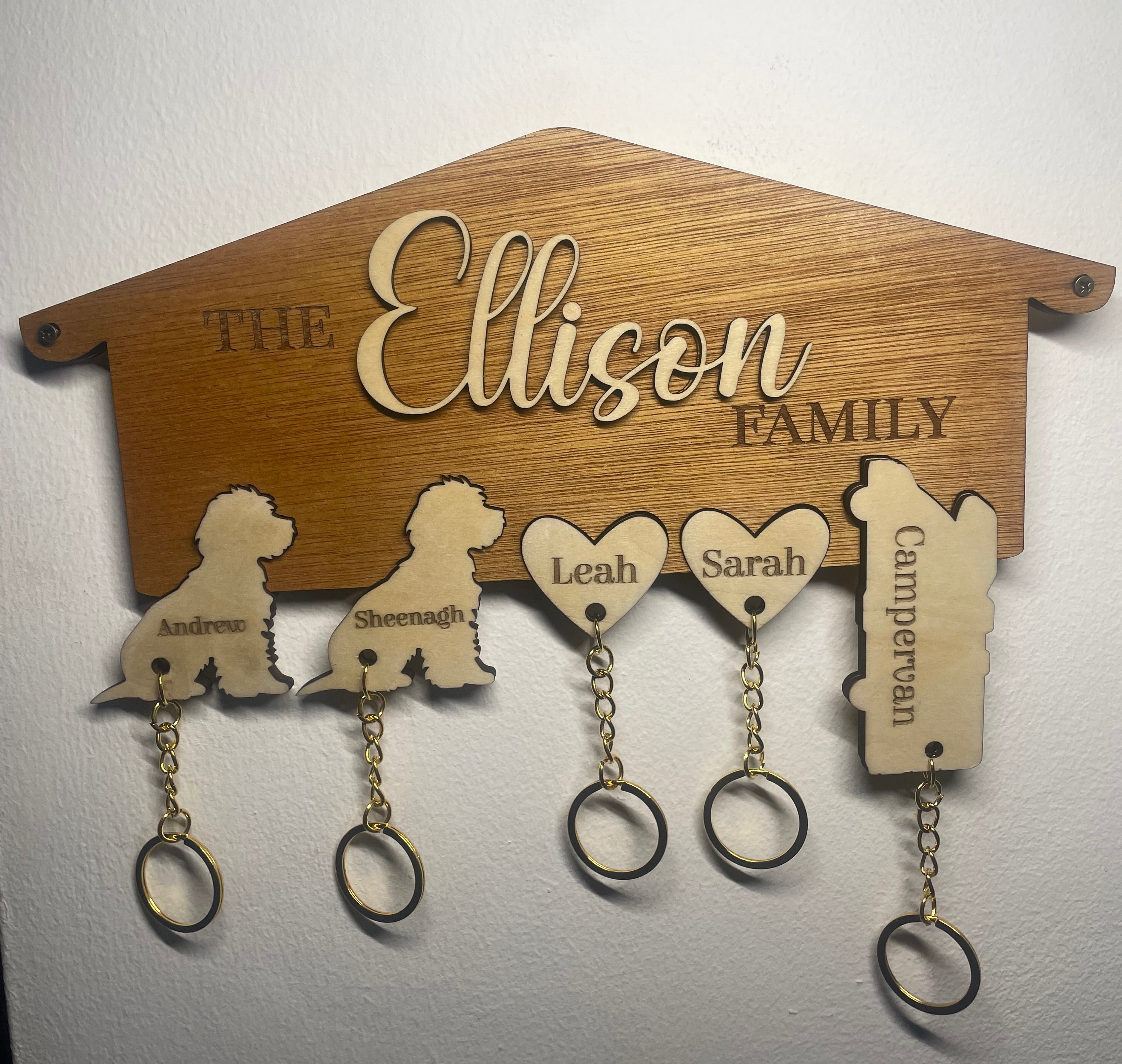 Personalised Wooden Family Key Holder – Custom Name or “Our Family” Key Rack