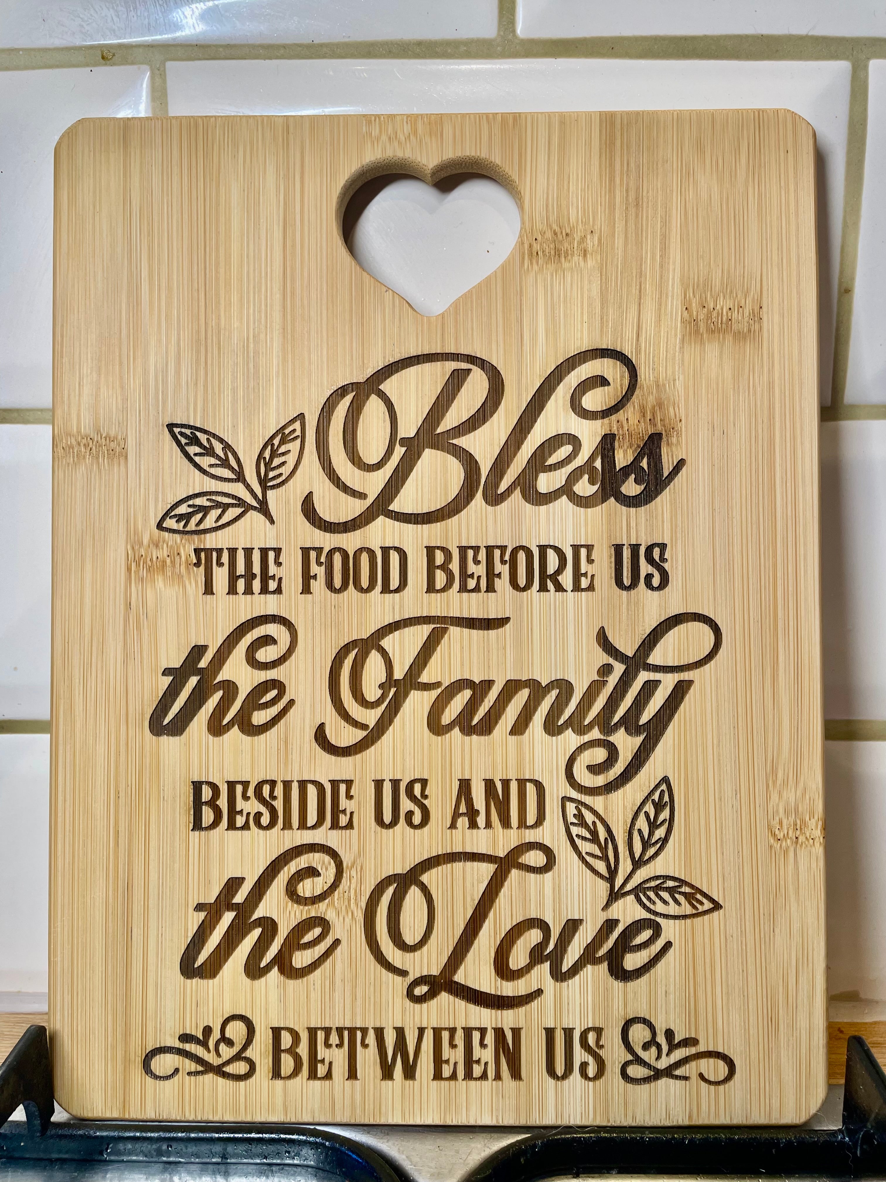 Family Blessing Engraved Bamboo Chopping Board – Farmhouse Kitchen Decor