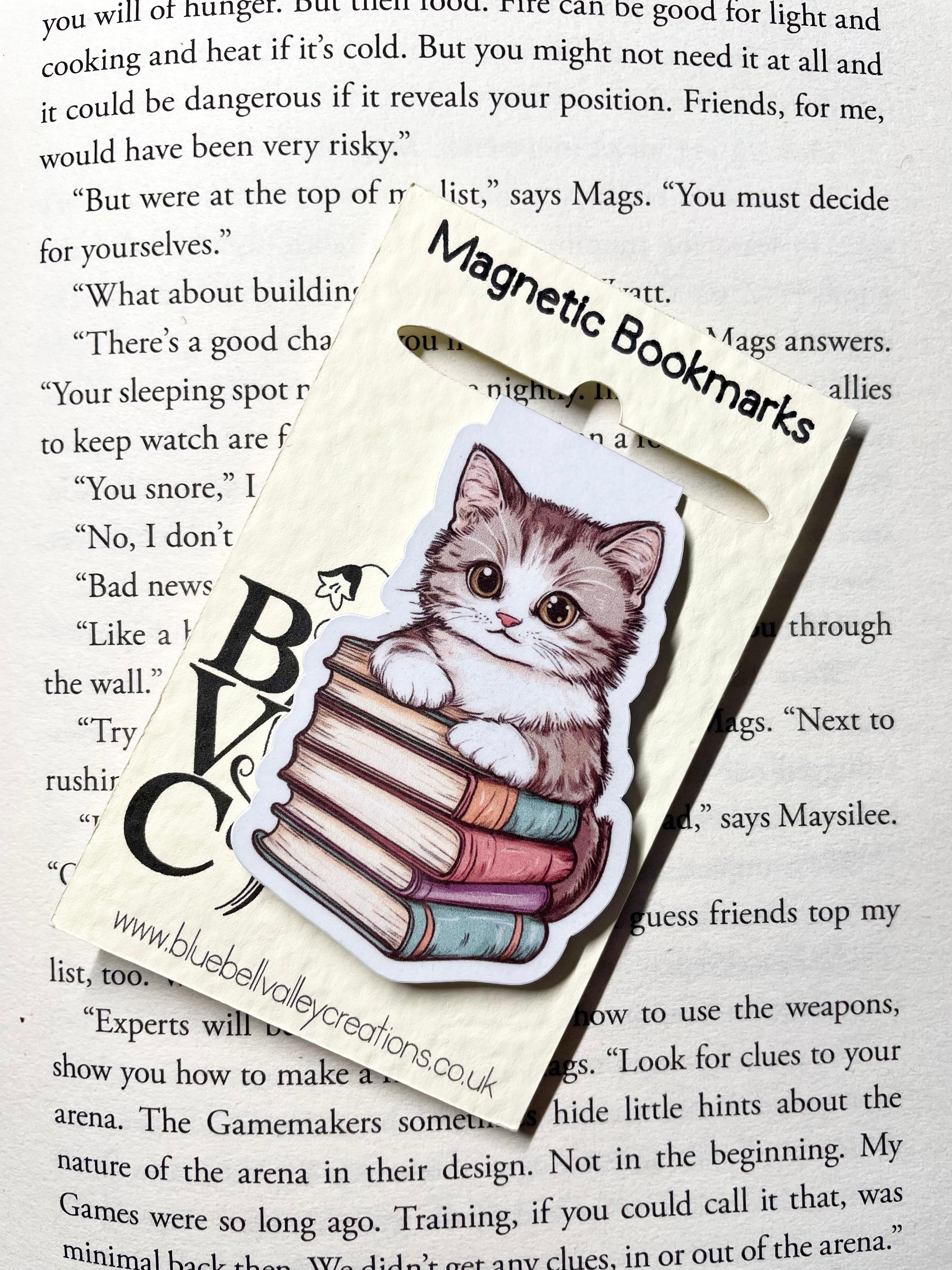 Cute Cat On Book Stack Magnetic Bookmark