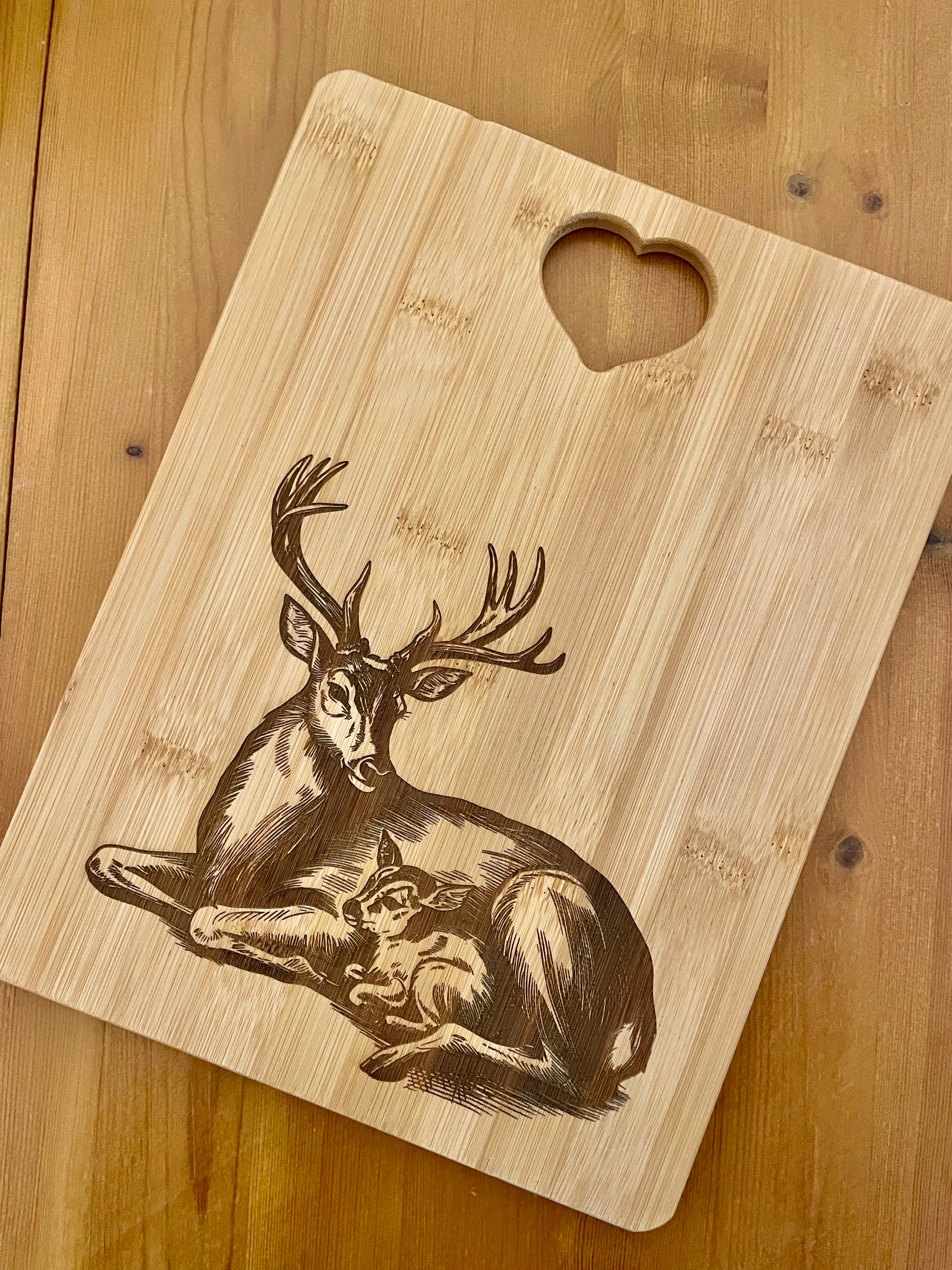 Stag Engraved Bamboo Chopping Board – Rustic Woodland Deer Kitchen Decor